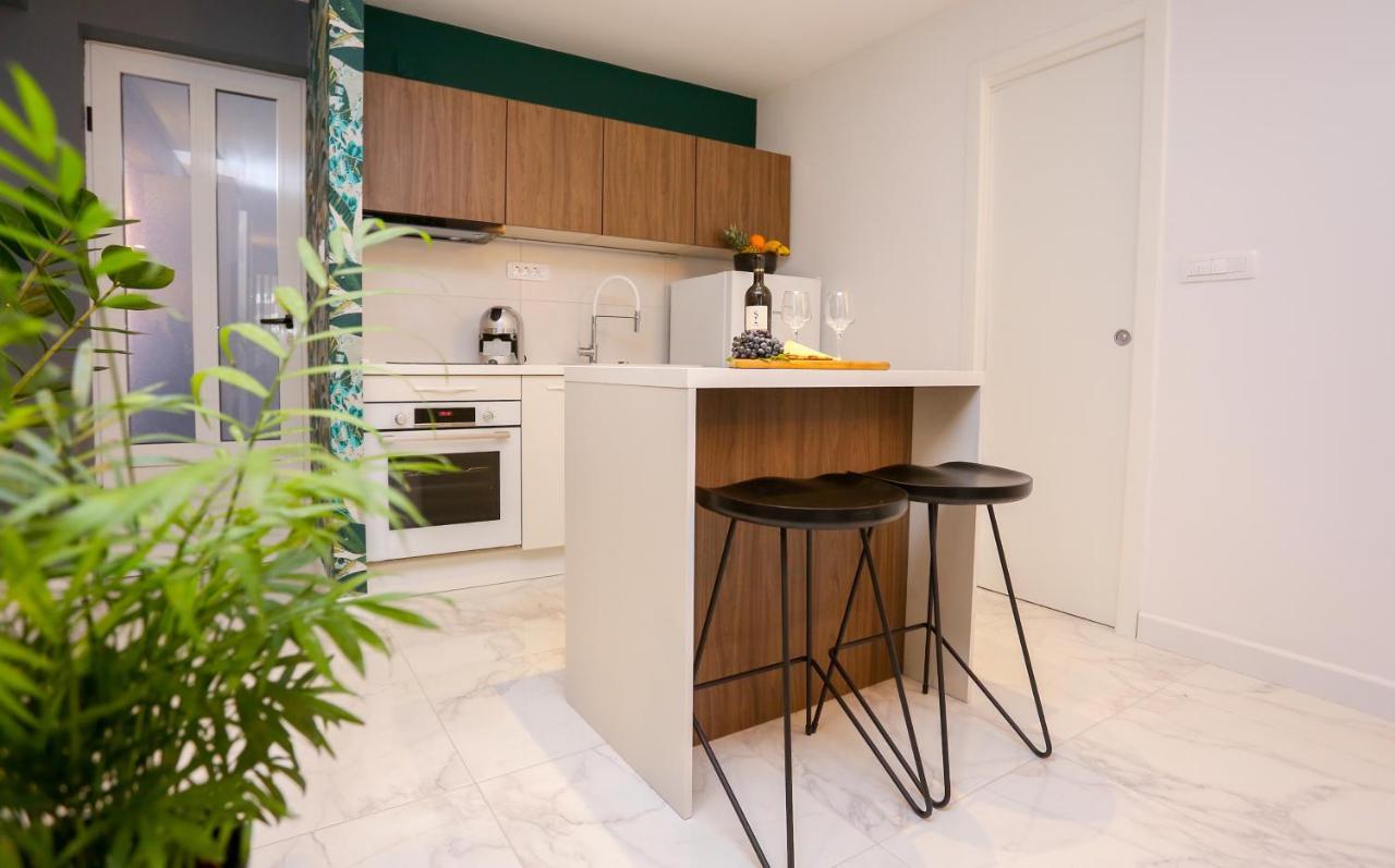 Toni Apartma