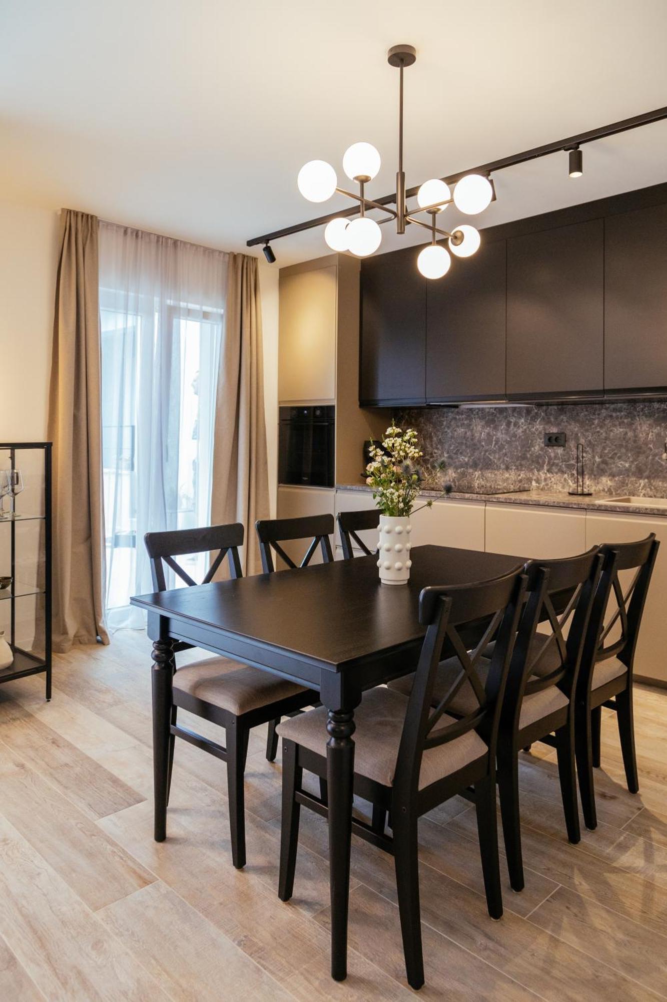 Toni Apartma