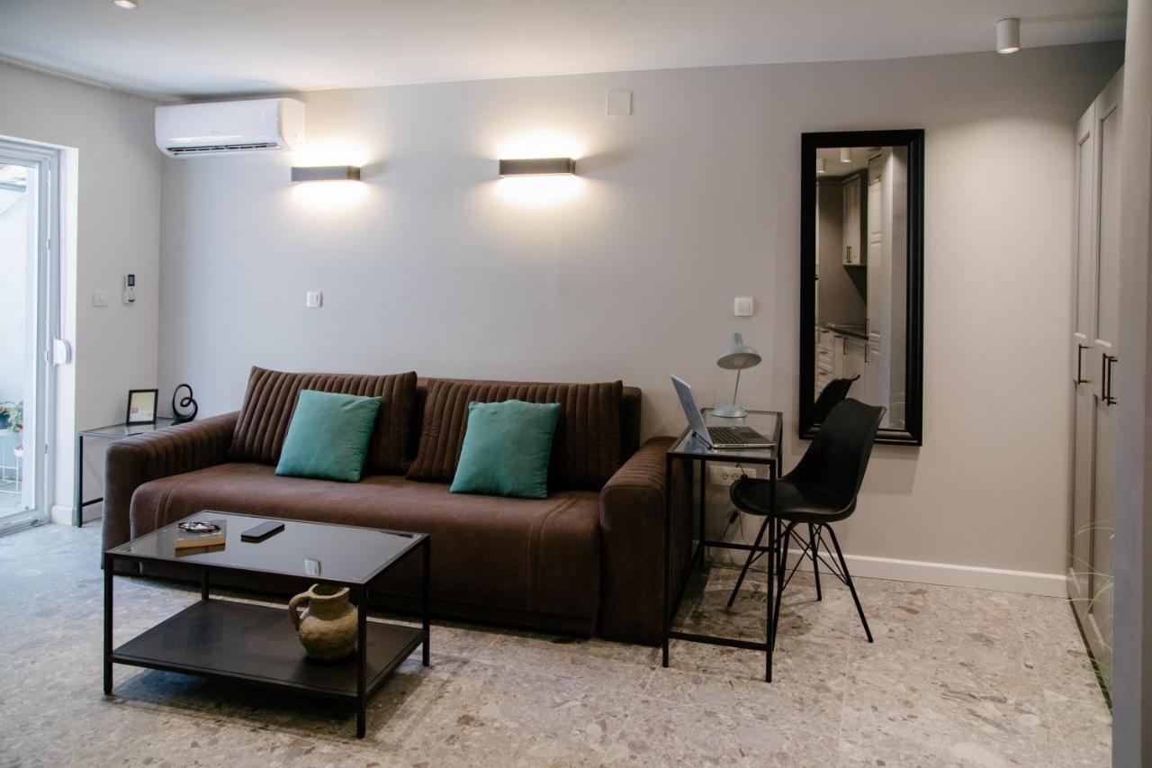 Toni Apartma